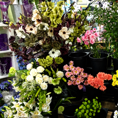Florist Choice - A seasonal bouquet of the freshest flowers